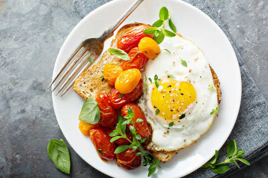New Evidence Suggests We Should Eat Fewer Eggs