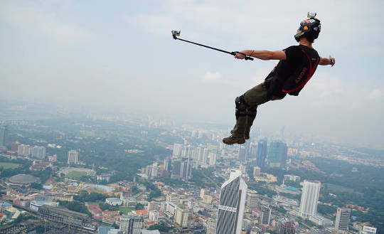 Why People Risk Their Lives For The Perfect Selfie Why People Risk Their Lives For The Perfect Selfie