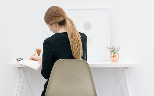 Why Some Women Prefer Intentional Invisibility At Work Why Some Women Prefer Intentional Invisibility At Work