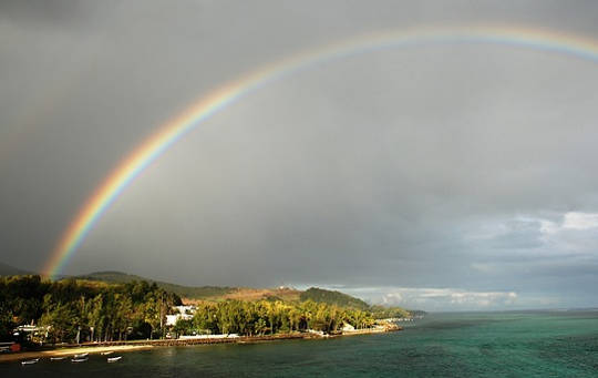 The Rainbow: Symbol of the Seven Paths to God The Rainbow: Symbol of the Seven Paths to God