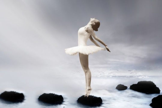 The Dance of Courageous Surrender: Full Moon, September 14, 2019 The Dance of Courageous Surrender: Full Moon, September 14, 2019