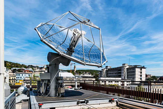 This Solar Refinery Turns Light And Air Into Liquid Fuel This Solar Refinery Turns Light And Air Into Liquid Fuel