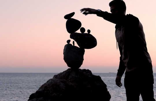 The Rock Balancer’s Guide to Mindfulness and Peace of Mind The Rock Balancer’s Guide to Mindfulness and Peace of Mind