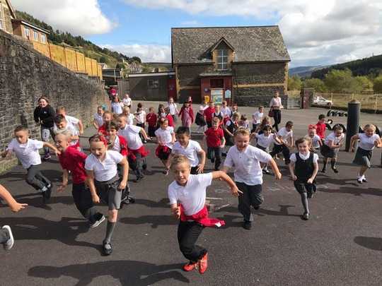 Running A Mile A Day Can Make Children Healthier – Here’s How Schools Can Make It More Fun