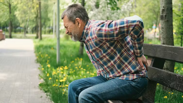 Rethinking Chronic Back Pain: A Brain-Centered Approach to Healing treating back pain 11 3